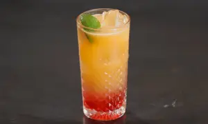 Madras drink: przepis na orzeźwiający koktajl, który zachwyca