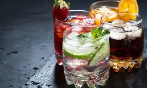 Jak się robi drinki - proste przepisy na pyszne koktajle w domu