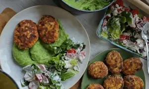 Jaki sos do kotletów z jajek, aby zaskoczyć smakiem i aromatem?