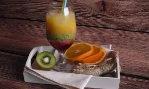 Pyszne drinki z grenadiną, które zachwycą Twoje podniebienie