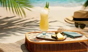 Jak przygotować idealny drink z rumem pina colada w domu