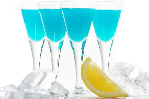 Kamikaze drink - poznaj przepisy i sekrety idealnego smaku