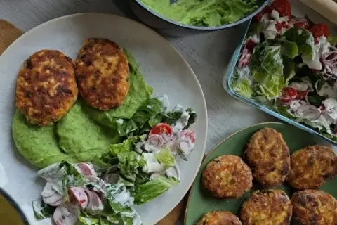 Jaki sos do kotletów z jajek, aby zaskoczyć smakiem i aromatem?
