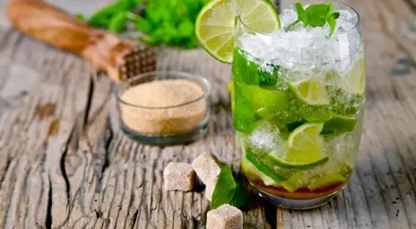 Składniki do drinka mojito – poznaj klasyczny przepis i warianty