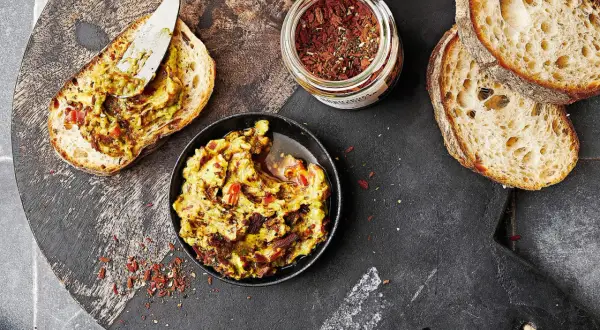 Jak zrobić guacamole z pomidorem - prosty przepis na pyszną przekąskę