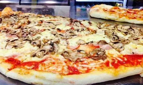 Ile kosztuje pizza w Chorwacji? Ceny, które mogą cię zaskoczyć