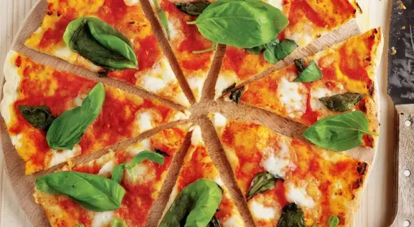 Sos do pizzy jak z pizzerii – najlepszy przepis na idealny smak