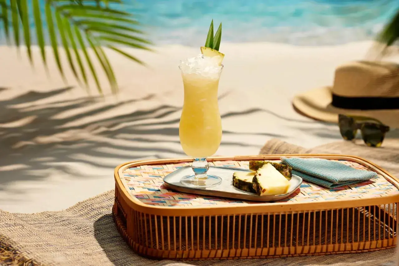 Jak przygotować idealny drink z rumem pina colada w domu