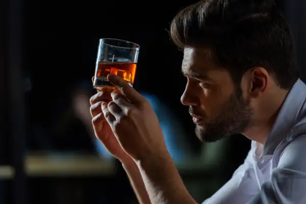 Jak pić Jack Daniels: najlepsze sposoby i wyjątkowe przepisy